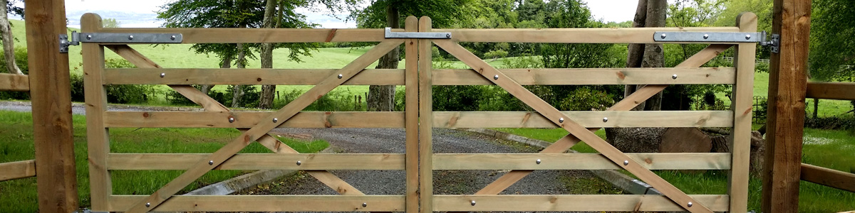 Diamond Brace Gate  from the Timbergate Country Range of Timber Gates