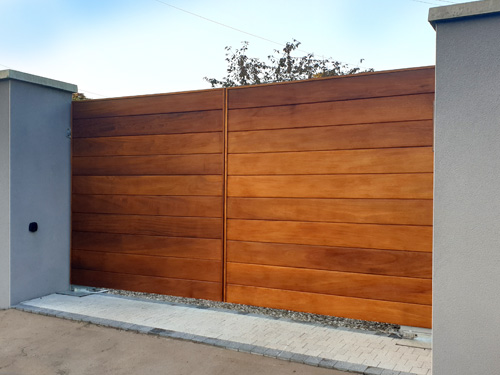 Ormiston Gates from Timbergate